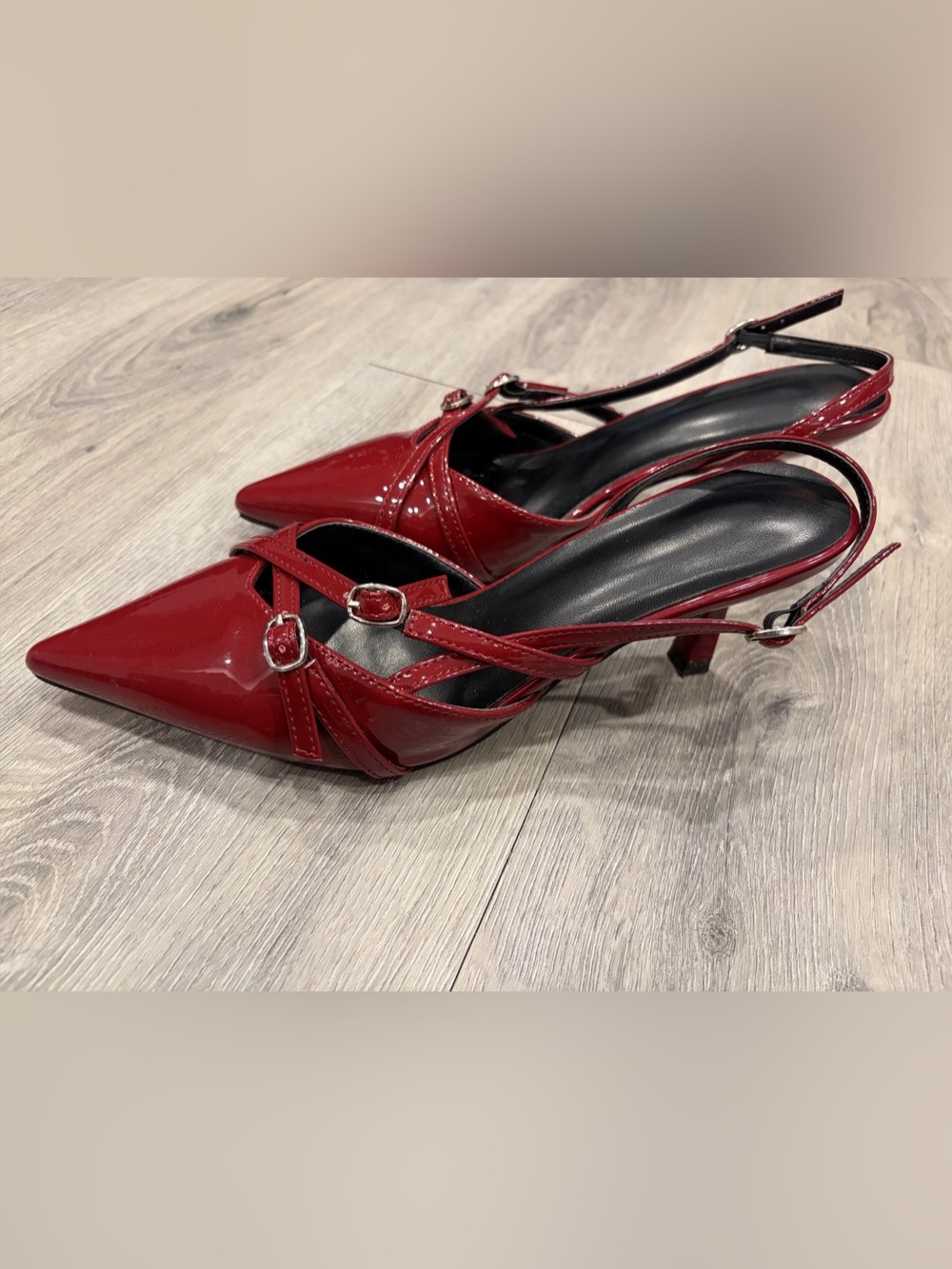 Red Pointed-Toe Heels EU 38